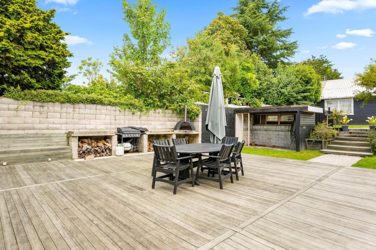 Springfield Rise Lodge - Rotorua Holiday Home エクステリア 写真
